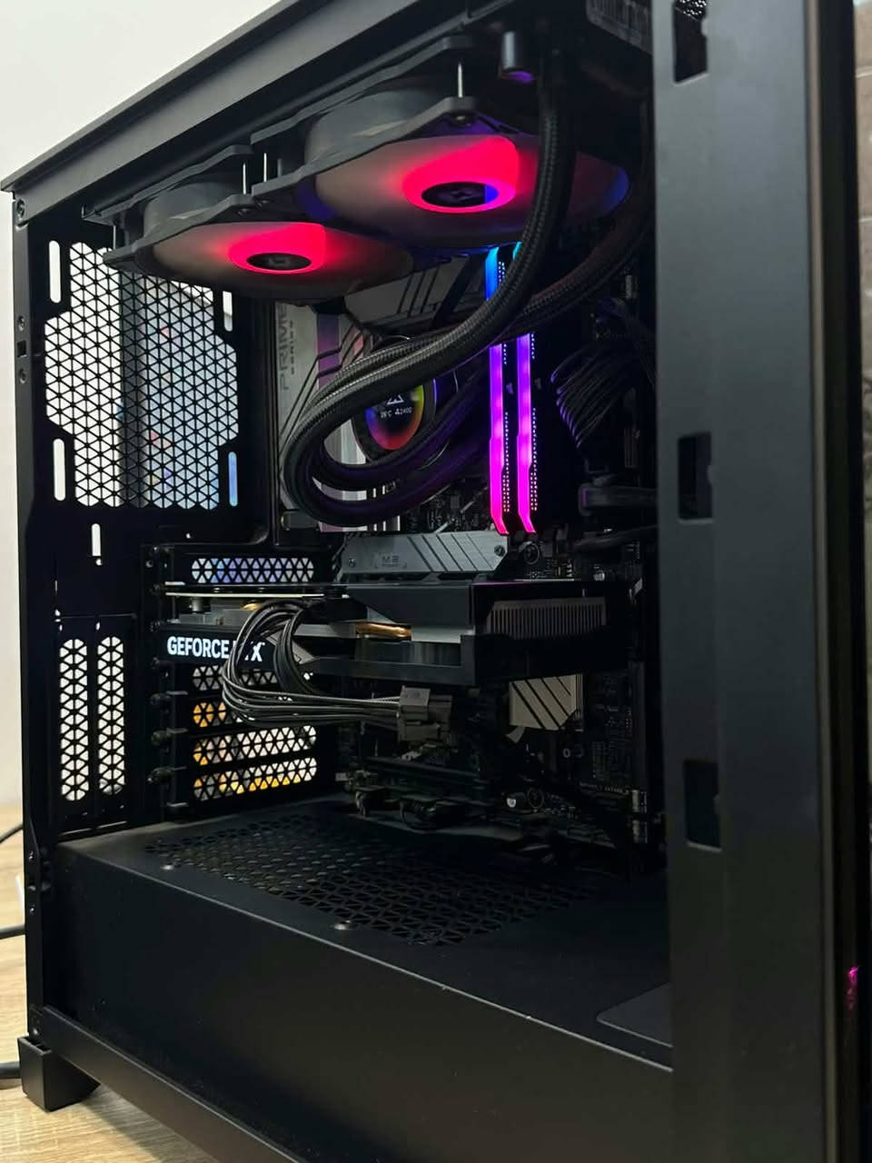 i7 جيل ١٣ • RTX ٤٠٦٠ • SSD ١ت
