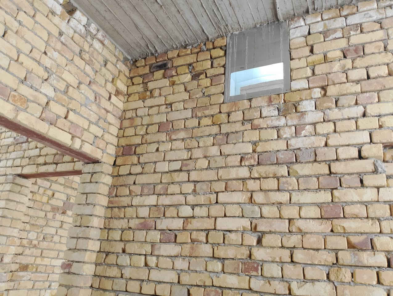 خلفه بناء شغل هندسي ومناسب ***********
