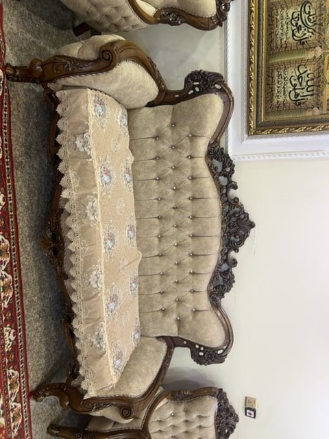 اتخمين  مو تخم واحد لبيع تركي خشب زان مصري اصلي نضافه ميه ب ميه رجاءً لي مايعرف سعره لايتصل ***********مكاني بغداد الغزاليه