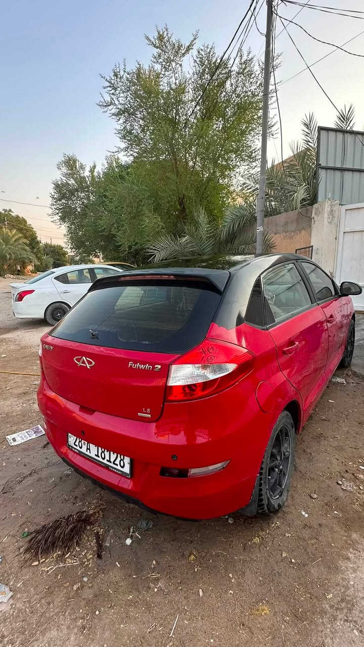 شيري فلاوين هاشباك موديل ٢٠١٣  بدون صبغ رقم نجف تبريد شغال مكينه گير حداديه جاهزه سعره ٣٤ وبيها مجال    ***********
