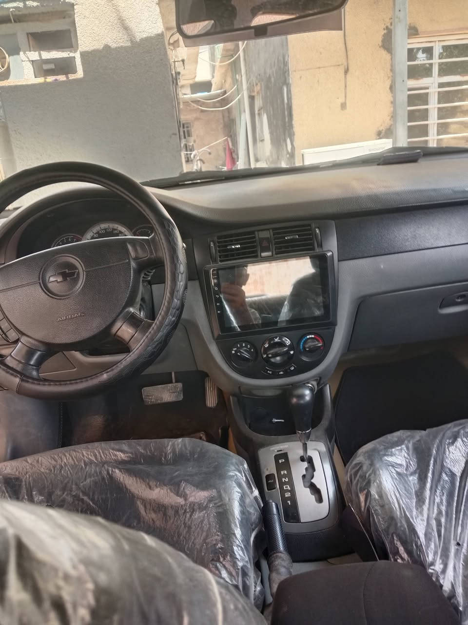 سلام عليكم ورحمه الله عندي اوبترا موديل ١٢بغداد سعرها ٧٧وبيهه مجال ثلاث قطع صبغ بدون ضربه كير مكينه جاهزه اربع طائرات وشاشه وكامره لاتصال *********** بغداد الراشديه
