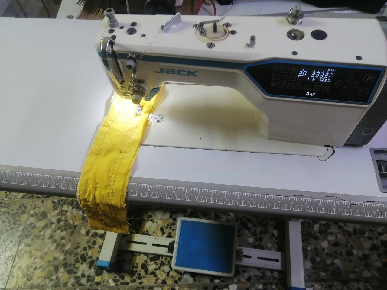 مكينه جاك A4F فول مواصفات تحكم سرعه ورفع بايه وتكواه وقطع ناطقه بغداد مدينه الصدر السعر 470 الف ***********

