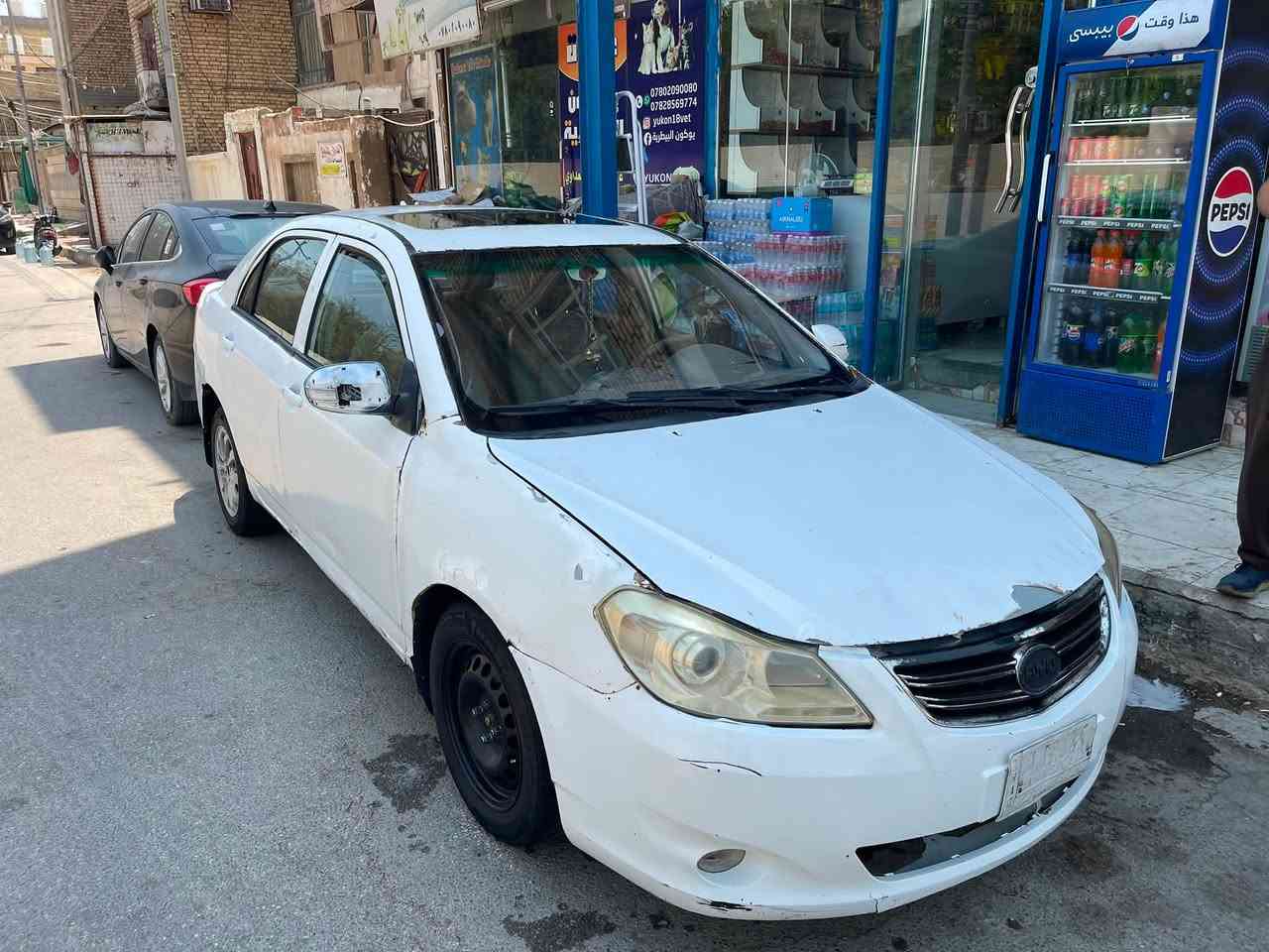 بي واي دي جي 3
محور گير و مكينة كورلا 1800
تبريد شغال 
‎راعيها بالفضليه و يريد تحويل 
بيع مستعجل السعر ٣٢ و بيها مجال 
مكان السياره ناصريه مركز
***********
