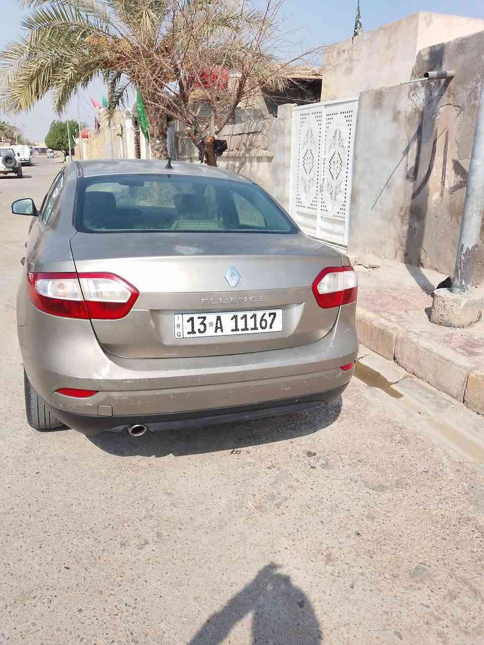 سلام عليكم سياره رينو فرنسي مكفوله
جديده مال جني جاهزه مصفره موديل 13 رقم جديد 
انكليزي وتحويل باكل وكت هذه رقمي الي يريد 

يتصل ولحد يراسل ***********
