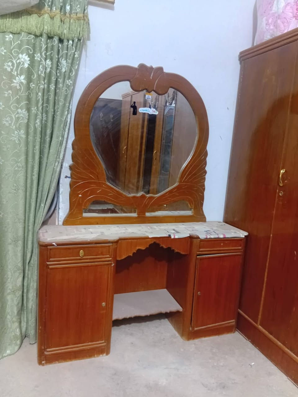 غرفه ست أبواب • بوفيه • معرض طابقين