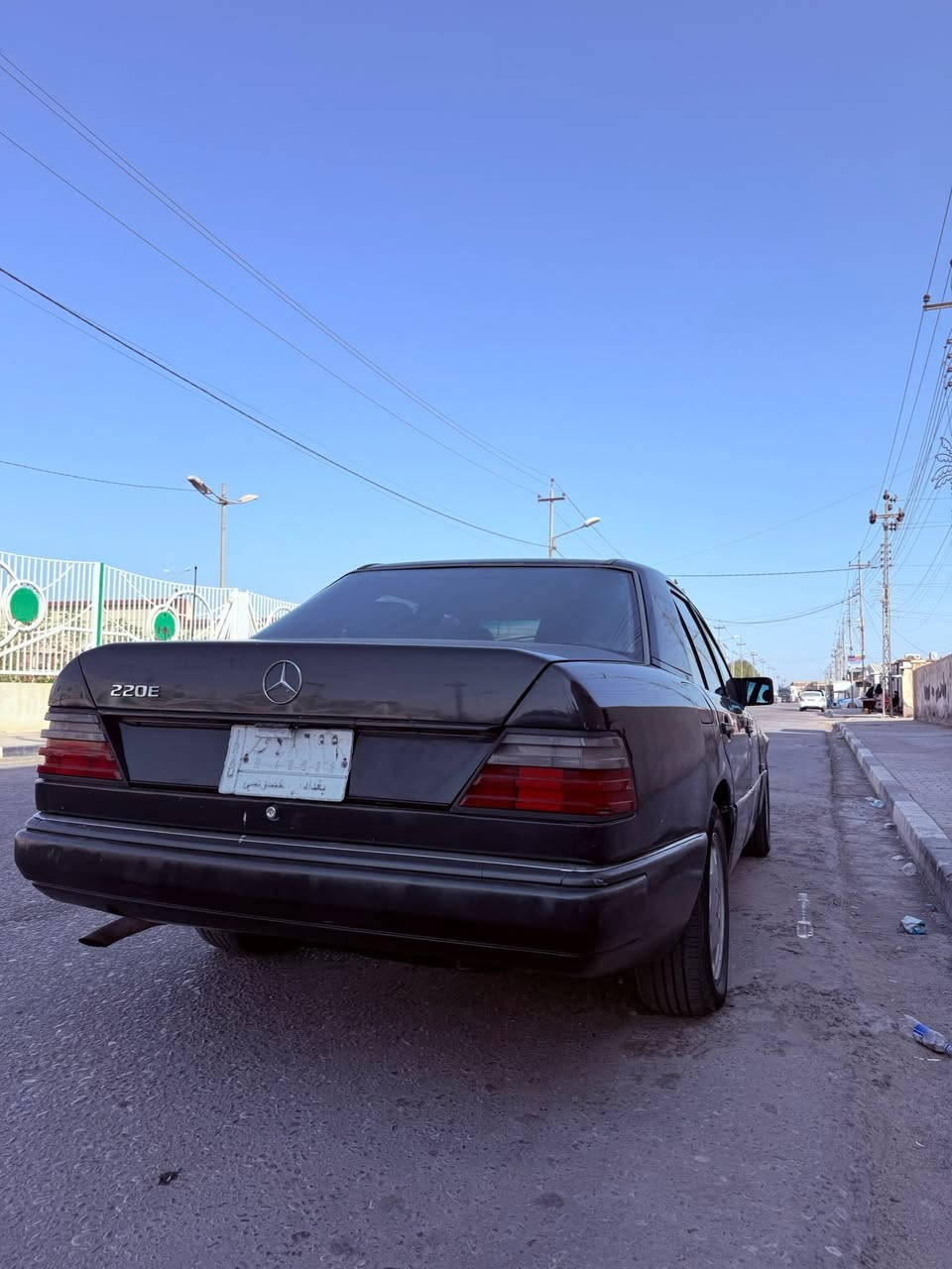 ‏سلام عليكم 
سياره مار سيدس دب موديل 85 محدثه 95 
‏سيارة معمرة مصبوغ صبغ جمالية 
محرك كير اثنين ونص بطه 
حداديه نظيفة تخم تاير
 تبريد شغال سيارة تخبل 
رقم بغداد السنوية منتهية 
كشنات جلد دشبول نظيف الغرفة تخبل
 سياره تخبل نصبتها حلوة
 سعرها 53 وبيها مجال 
اللي ما يشتري لا يكسر بالحلال
‏العنوان البصرة الدير ناحية النشوة
‏الرقم *********** 
‏الرجاء أنا مكلف بالنشر
