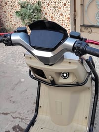 كهربائية • مدى ٧٥كم • سرعة ٩٠