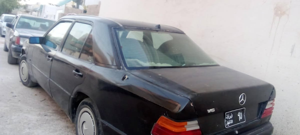 مارسیدس مۆدیل1989گێڕتۆماتیک گیڕومەکینەی بەشەرت بۆفرۆشتن وگۆڕینەوە***********کلار ادمین❤ كالار, السليمانية
