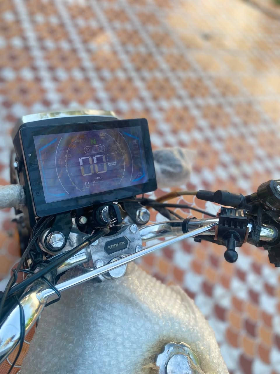 سيفان٢٥للبيع أي نقص مابيها كفاله من اشخط ماشيه ١٠٠٠كهربايات دشبول اشاير كامله مكاني ديالى بعقوبه الستفسار ***********
