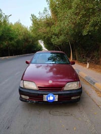 اوبل اوميغا • ١٩٩٣ • نجف مميز