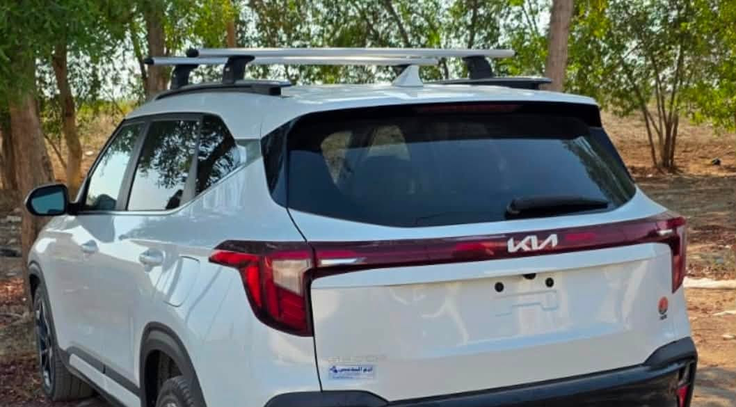 كيا سيليتوس
راكات (ROOF RACK) مال كيا سيليتوس مل الموديلات نضافتهن 100‎%‎ امريكية اصلية مع المفاتيح مالتهن تتحمل وزن قوي.. سعرهن بأمريكا 560$ 
رايدهم ب200$ وبيتي بالمنصور الداودي واكو توصيل
ملاحظة/ سهلات الشد اي واحد يگدر يشدهم وشرط امريكيات اصليات
***********
