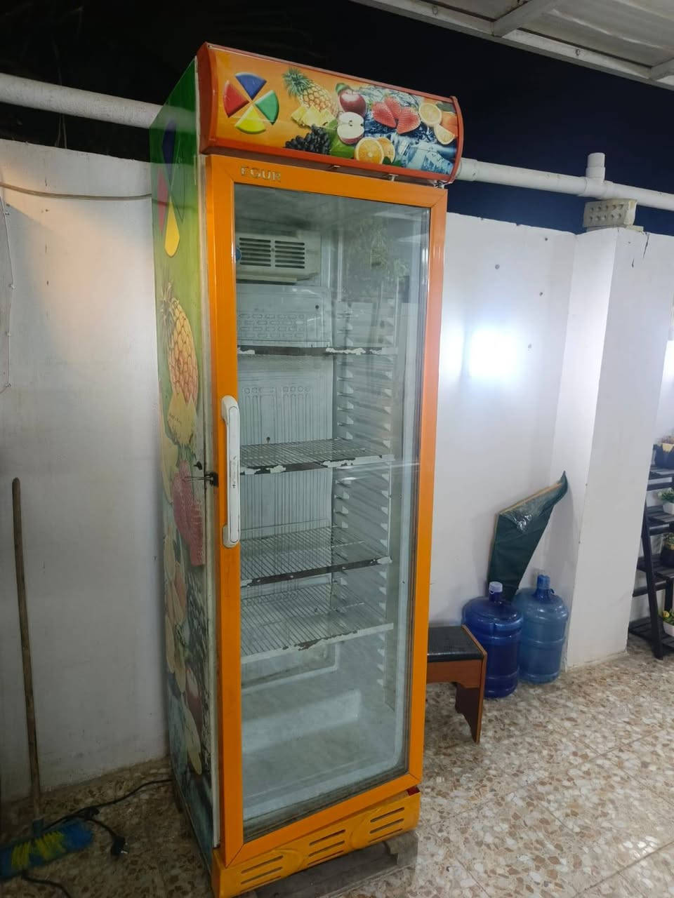 غراض لبيع المكان بغداد نهايه حي أور سبع قصور شارع ابو علي واتساب *********** اتصل واني بخدمتكم تره ماارد ع التعليقات الشراي يتصل تحياتي للجميع
