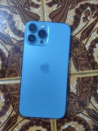 ايفون 13 برو ماكس • ٢٥٦ • بطاريه ٧٦