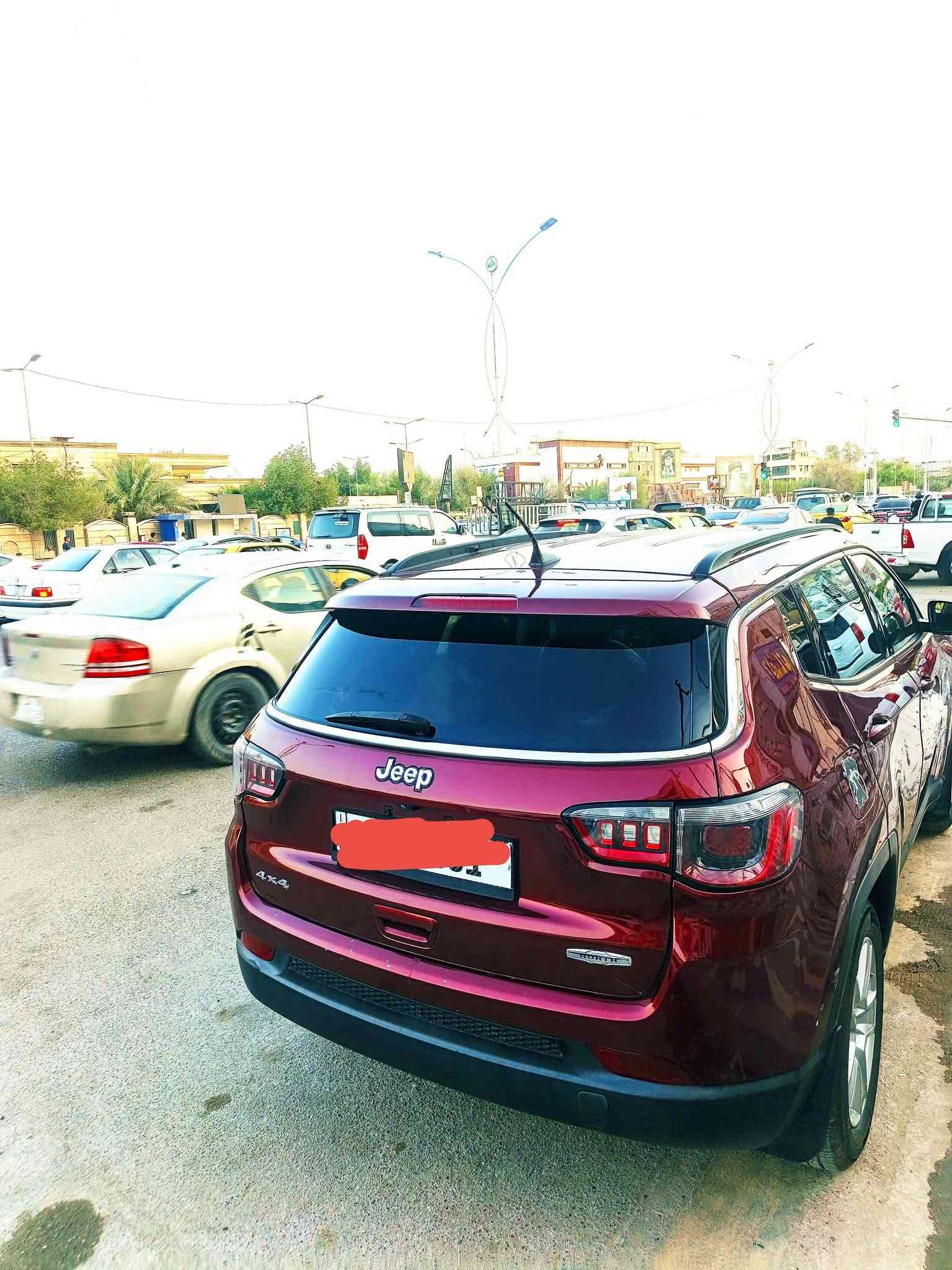 جيب كومباس LIMITED
لون كرزي
الموديل : 2023
حجم المحرك : 4 سلندر 2400
عداد المسافه : 46 الف mill
الضرر : جاملغ و بنيد صبغ بدون دواخل 
المواصفات .. بصمة تشغيل وابواب 
تحديد مسار - مقاعد جلد - فور ويل
تبريد قطعتين - لايت زينون - اوتو ستوب
سايد بريك كهرباء - مثبت سرعه 
شاشة كار بلي - كامره خلفيه 
السياره جدا نضيفه وجاهزه بدون نقص
تخم تاير جديد
بطاريه جديده
السعر 135
***********وات ساب
