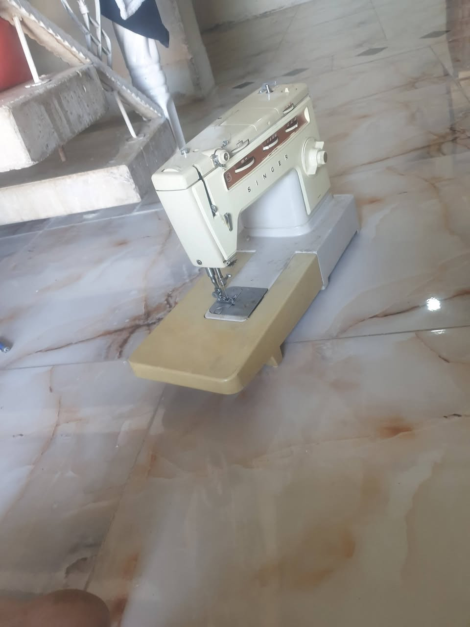 للبيع سعر 80وبي مجال ***********
