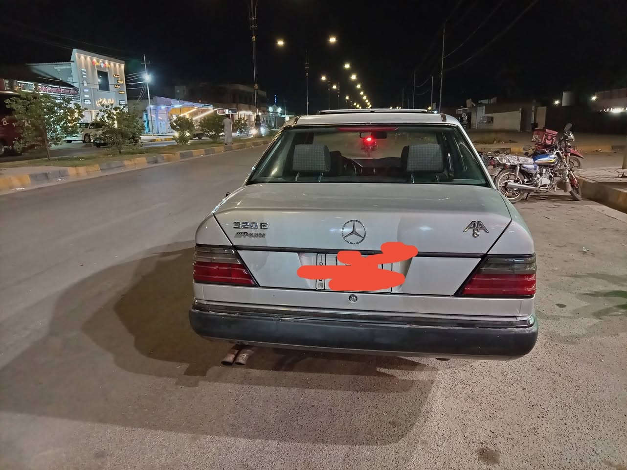 السلام عليكم للبيع مارسيدس 320بيبي دب موديل ٩٣ سياره جاهزه گير محرك كهربائيات كلها جاهزه سياره مرشوشه عام بدون ضربه قطرة معجون مابيها قطرة خياس مابيها قواعد دبلات بلاديه محرك خراطيم رقم كركوك تحويل مباشر السعر ٧٠ وبيها مجال بسيط العنوان الضلوعية ***********
