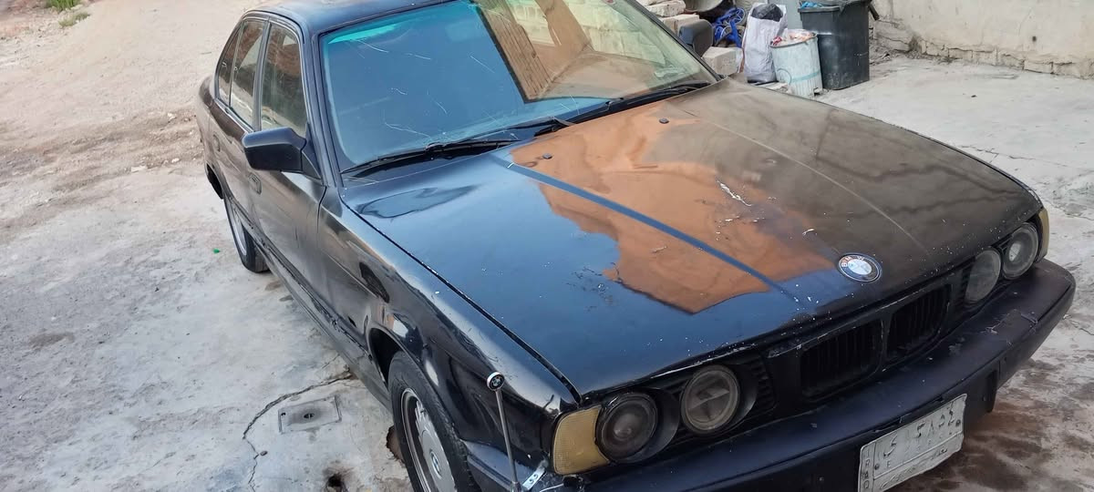 Bmw.535 . ـ1992 كیر و محرك وكهربائي كله شرط .كیر عادی محرك فل . 
 رقم  بغداد .سنویة خضرة . معا الوكالة . مااندل صاحب
شڕط سرقة . وعشایر وغرامة سعر 25  بیع ومراوس
واتساب . ***********
اڵاتصال *********** كركوك, العراق
