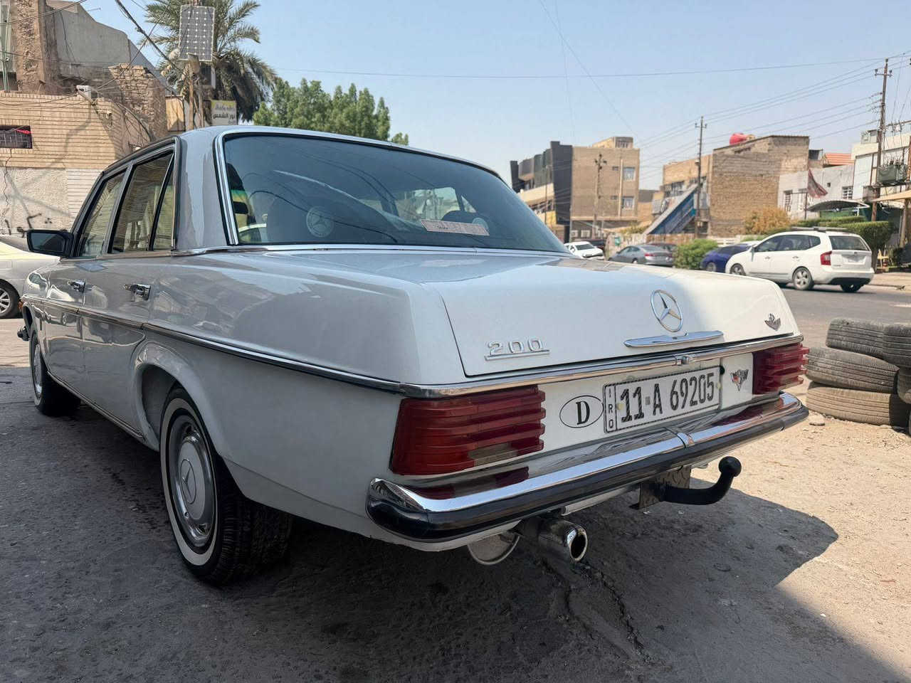 السلام عليكم  ،،،، 
مارسدس موديل  ،،،  1975  ،، 
كفاله عامه من الظربه والتعمير  ماعدا الصبغ  ،،  سياره بلاديه كل محتواياتها وكمالياتها ع الشركه  مكينه بلاد گير عادي  ،،،  تبريد شغال،،  تخم تاير حداديه كلها  جديده  رقم انگليزي  ،، 
تحويل مباشر  ،، 
السعر  ،،،،  80  ،،،  ورقه  ،، للأستفسار 

***********  ،،،، 
***********  ،،،،،،
