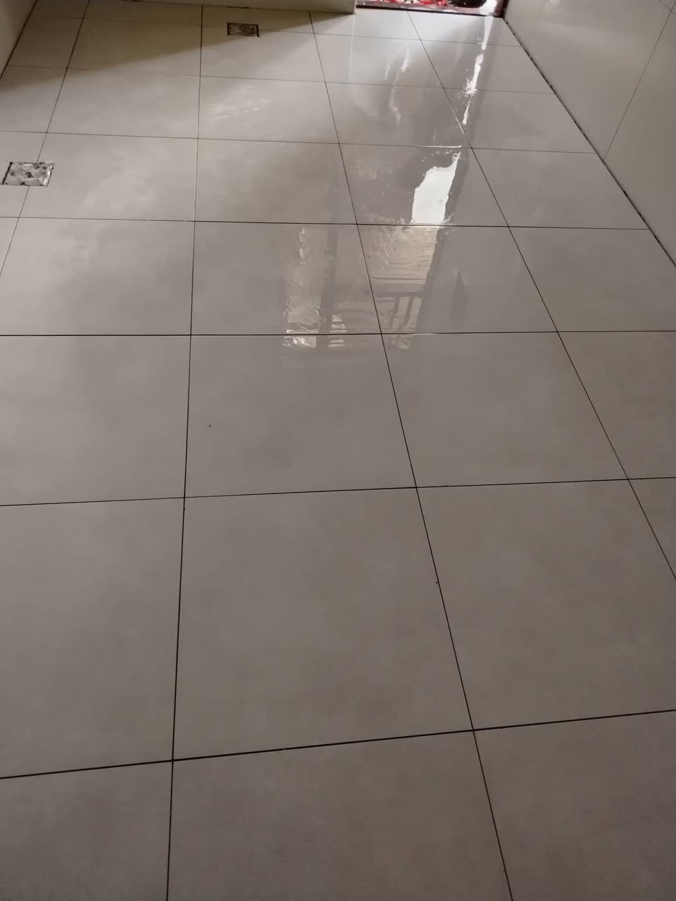 لسنا الوحيدون لكننا الأفضل��نتميز عن الاخرؤن بالعمل الممتاز�� 
جانب من اعمال الهندسه لسيراميك��
كربلاء البوبيات
تطبيك
جميع اعمال التطبيك �
ارضيه/جدران 
وبجوده  عاليه ��
مرمر. كاشي. كرانيت. بورسلاين. سيراميك. 
مستعدون لعمل النقوش في الارضيات حسب الطلب
للاستفسار يرجى مراسلة الصفحه�
او الاتصال على الارقام التاليه��
�***********
***********
