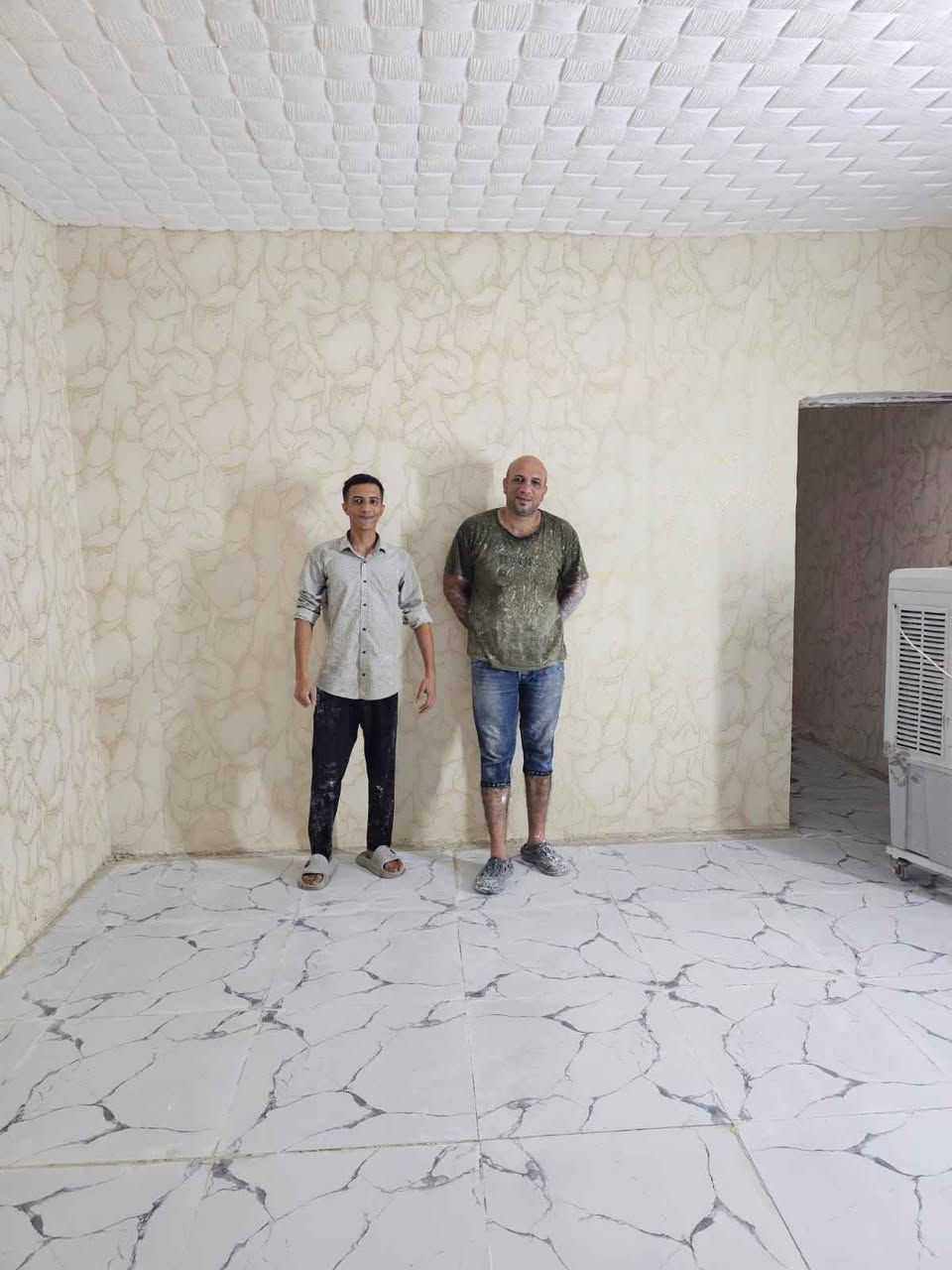 السلام عليكم
اعمالي ورق جدران
سعر متر مربع كرسته وعمل 6الاف💸💸💸💸
ظمان 5سنوات صيانه 👷👷👷👷
مانع ال حشرات و بكتيريا
ضد تعفن 
اي استفسار اتصل وتدلل علينا يوجد واتساب،📞📞📞📞
*********** بغداد, العراق
