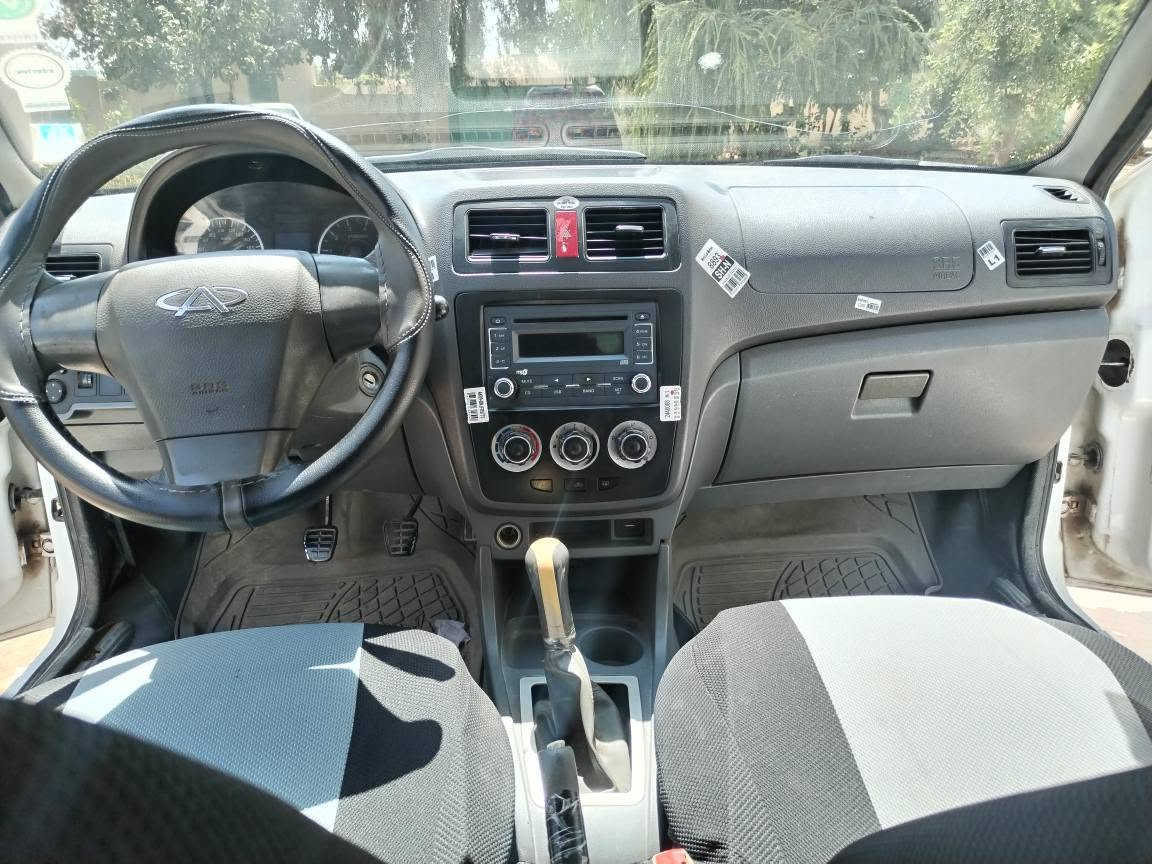ايبي آيس
كارتي به نزيني هه يه
ته بريت به شه رت
كيرو مه كينه ي به شه رت
تازه تاخم بيشوو دوواى كوراووه
بووياخي نيه.. ئه وو 2پله ساردوو كارتي هه يه..
كه دياريم كردووه..
سه نه ووي به سه رجووه ره قه مي تازه يه..
سعري (54)$وه ره قه وو مامه له يكي كه مم
شوين جمجمال..
***********
***********.. شمشمل, السليمانية

