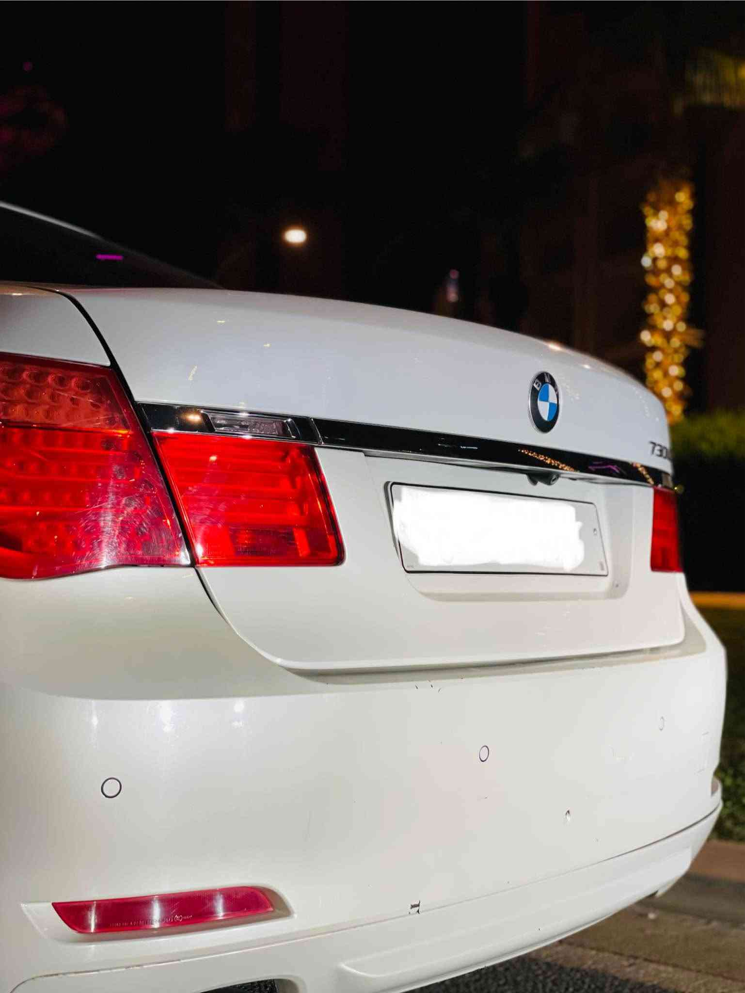 BMW 730 LI
فوول مواسةفات بسمة شاشة كاميرا حساس كوشن خزن كوشن كارةباي كوشن سارد و گةرم  سلايت قةپات مواسةفات 
سةيارةكة بةس نيو چاملخي پيشي بوياخة 
بو زانياري زياتر پةيوةندي بكة *********** أربيل, العراق
