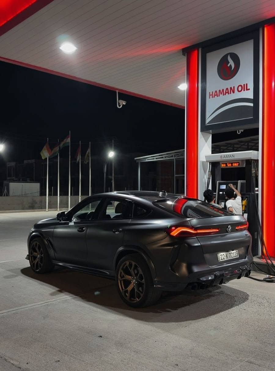 Bmw X6 40i 2021 individual

مةكينة : 3.0 twin power turbo V6 
(گير مةكينة  كارةبايات  و تةحويل) بةشةرت
هيچ مةسجيكي نية 
بوياغ : دوو دەرکەی لای سەکن بویاغە
 بێ ژۆرێ بێ ارباگ 
پيشي كةپس
٥٠هەزار میل رۆیشتیە 
فول فول مواصفات (individual) کوشن سارد و گەرم و مساج 
داخل قاوەیی 

سەیارەکە کامل ppf کراوە زمان ١٠ سال 
کامل دەست کاری کراوە 
شوتە و چارچ پایپ و داون پایپی لەسەرە 
زۆر زۆر بەقوەتە 

سعرر ٤٣٠ ورقة مجال 
اربيل 
*********** كورك و واتساب أربيل, العراق
