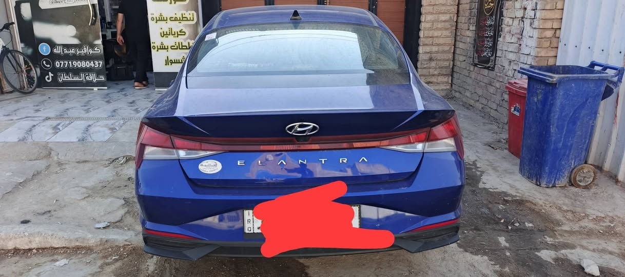 السلام عليكم النترا موديل ٢٣ وارد امريكي رقم بغداد ماشيه ٤٥ هزه بعدهي جديده محرك ٢٠٠٠ دوش سياره تبريد   ثلج كله كامل نص فول تشغيل عن بعد كله كامل 
سياره بسمي سعره ١٣٠ ورقه مكاني بغداد نهاية حي اور  
هذا رقمي متواجد واتساب ***********
