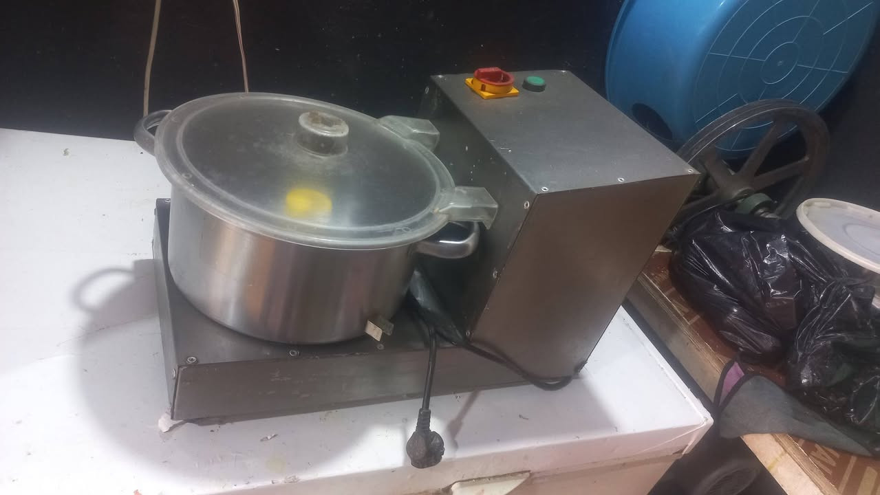 غراض مطعم للبيع كلهن نضيفات،،العنوان ديالى شهربان،،وكو توصيل لبغداد فقط،،***********
