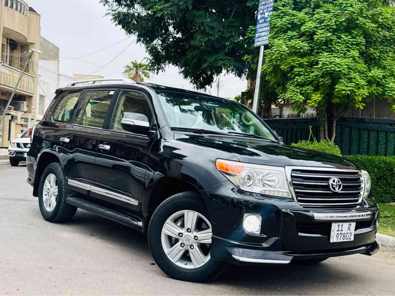 لاندكروز • ٢٠١٥ • رقم بغداد