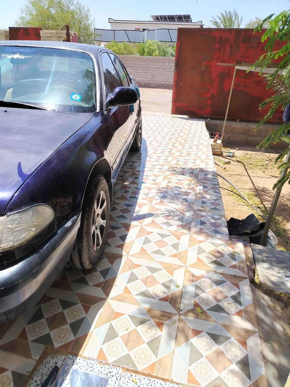 سلام عليكم سوناته موديل 95 سياره حلوه سنويه جديده مكاني ديالئ مندلي  لاستفسار على الرقم ***********
السعر 40وبيها مجال

