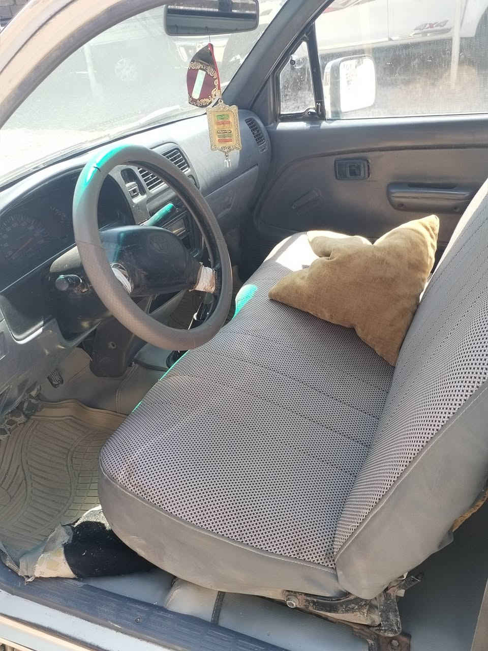 سلام عليكم بيكم للبيع ١٩٩٨ رقم بغداد نكليزي شاصي مكفول كير سعر ٧٥ بيها مجال بسمي ***********
