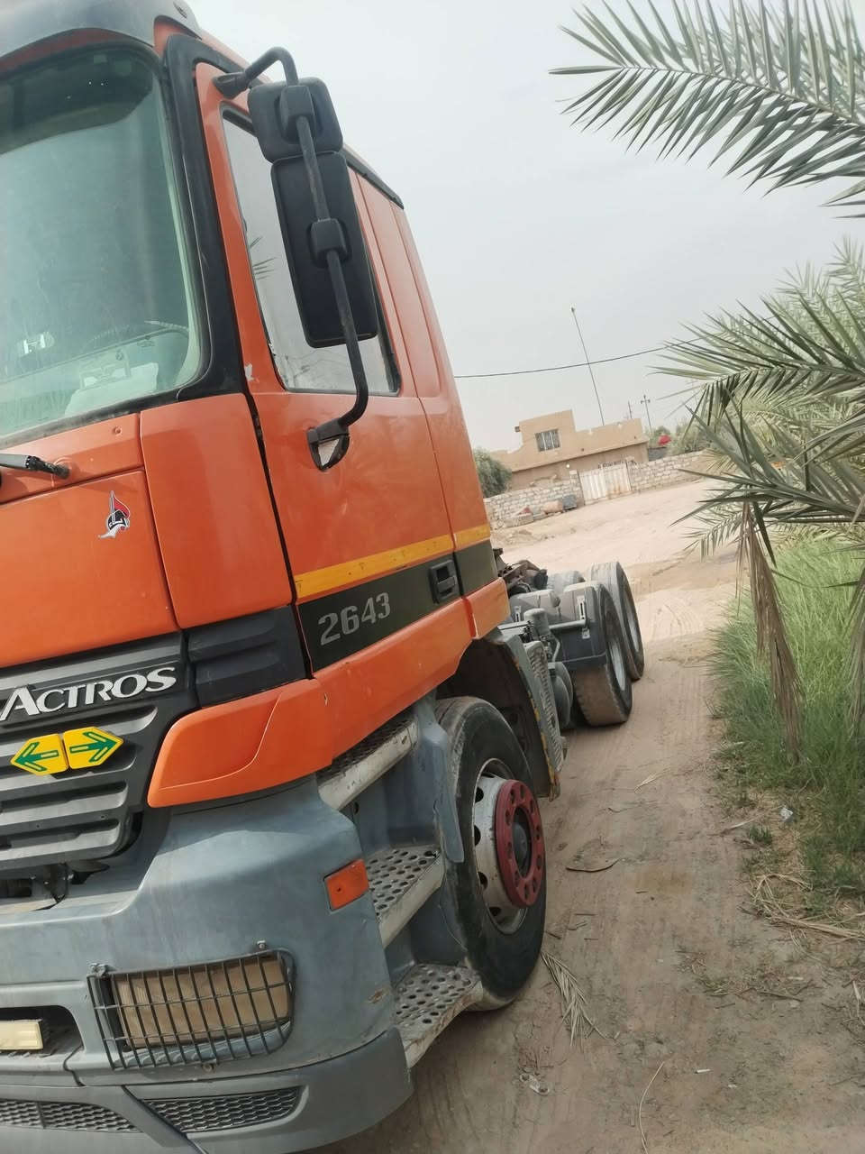 شاحنة