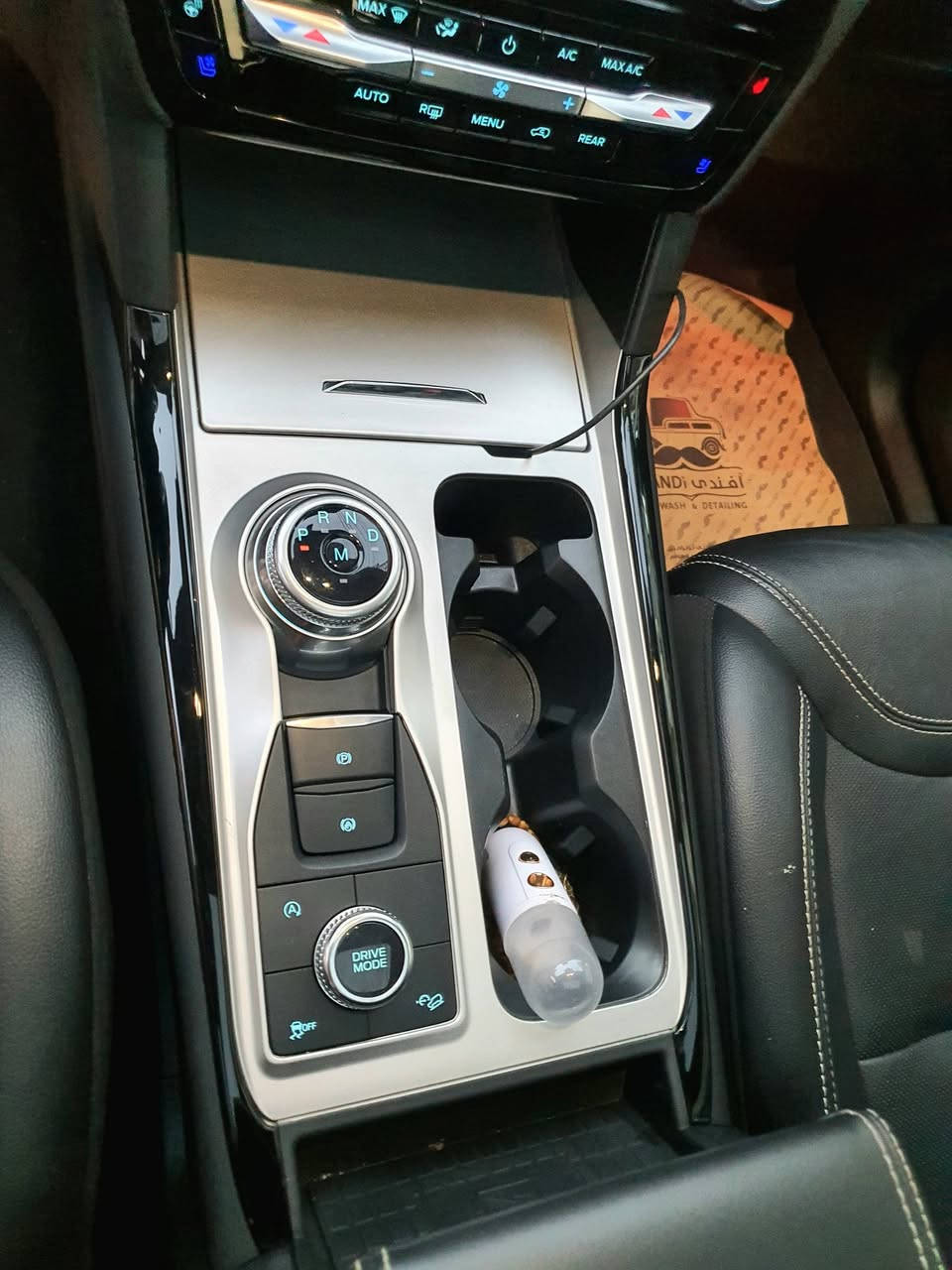 🚀🚀 فۆرد ئێکسپلۆرەر ST مۆدێل 2023 🔥🔥
(Ford Explorer ST 2023 🚀)
​سەیارەیەکی ناوازە و بێ وێنە بۆ فرۆشتن 💥✨
1FM5K8GC9PGA61858
​🔹 تایبەتمەندییە سەرەکییەکان:
🚀 مۆدێل: 2023
🐎 بزوێنەر: 3.0L V6 Twin-Turbo بە هێزی 400 ئەسپ بەتین
⚙️ سیستەمی جووڵە: دەبڵ ئەکسل (4WD / AWD)
🛣️ ڕۆیشتوو: تەنها 15,000 کیلۆمەتر
📍 تابلۆ: سلێمانی
​🔹 دۆخی لاشە و مەکینە:
✅ تەنها یەک چەمەلەغی بە بیلادی گۆڕاوە
✅ تەنها 2 بست بۆیاخی بۆنید
🛡️ ئێرباگەکانی تەقیوە و بە باشترین شێوە و بێ کێشە دانراوەتەوە
💯 گێڕ، مەکینە، ئەکسل و هەموو بەشە میکانیکییەکانی بە شەرتە و هیچ مەسرووفێکی تێدا نییە
​🔹 مواسەفات و دیزاینی ناوەوە:
👑 کوشینەکانی جلد VIP بە لۆگۆی تایبەتی ST
⚡ کوشینەکان کارەبایی، ساردکەر، گەرمکەر و خەزن (میمۆری)
💺 کوشینەکانی ڕیزی سێیەم تەواو کارەبایی بە دوگمە
🔥 سوکانی کارەبایی بە میمۆری، هیتەر و شفتات
🌈 ڕۆشنایی ناوەوەی 7 ڕەنگ (Ambient Lighting)
🖥️ کەیجی دیجیتاڵی تەواو شاشە
🎵 سیستەمی دەنگی بەناوبانگی پڕۆفشناڵ Bang & Olufsen 🔊
❄️ تبريد لەمس و تبريد مەرکەزی تەواو سەربەخۆ
​🔹 تەکنەلۆژیا و سەلامەتی:
📹 کامێرای 360 پلە (پێشەوە، دواوە و تەنیشتەکان بە ڕوونی بەرز)
🚨 ڕاداری پێشەوە (دیاریکردنی مسار و خۆپاراستن لە پێکدادان)
⚠️ ڕاداری تەنیشت و خاڵی کوێر (Blind Spot)
📡 ڕاداری دواوە و هەستەوەری (حەساس)ی پێشەوە، دواوە و تەنیشتەکان
🏎️ 7 مۆدی جیاوازی لێخوڕین بۆ هەموو جۆرە ڕێگایەک
🛑 سیستەمی Auto Hold و هاندبرێکی بەسمە
🔋 سیستەمی Auto Start / Stop بۆ کەمکردنەوەی بەکارهێنانی بەنزین
📱 بارگاوییکەرەوەی مۆبایلی بێوایەر (Wireless Charger)
🔑 بەسمەی دەرگاکان و کارپێکردن لە دوورەوە (Remote Start)
​🔹 تایبەتمەندییەکانی دەرەوە:
🚪 سندووقی دواوە کارەبایی شەفەت
✨ ئاوێنەی کارەبایی شەفەت بە دەرکەوتنی لۆگۆی ڕووناککەرەوەی ST
💡 لایت، پڕۆجێکتەر و باکگڵایتی تەواو LED و زینۆنی بیلادی
🛞 ویلی سپۆرتی قەبارە 21 ئینج بە تایەی دەنلۆپ (275/45R21 Dunlop)
​💰 نرخ: $30,000 (3 دەفتەر) و کەمێک مەجالی تێدایە 🤝
📱 ژمارەی پەیوەندی: *********** 📞

