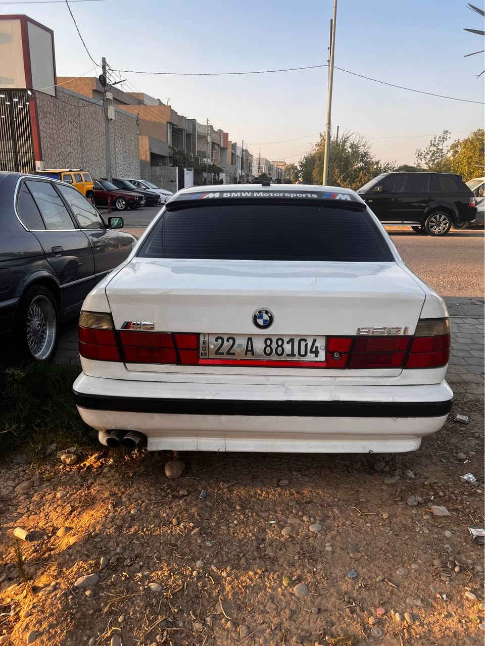 Bmw 1990
525
٣-٤ پارچە سبوغ عام نیە هیجام نیە
٥وەرەقە خرامە
گێر مەکینە بەشەرت
سعر ٥٥ وەرەقە و مەجال أربيل, العراق
