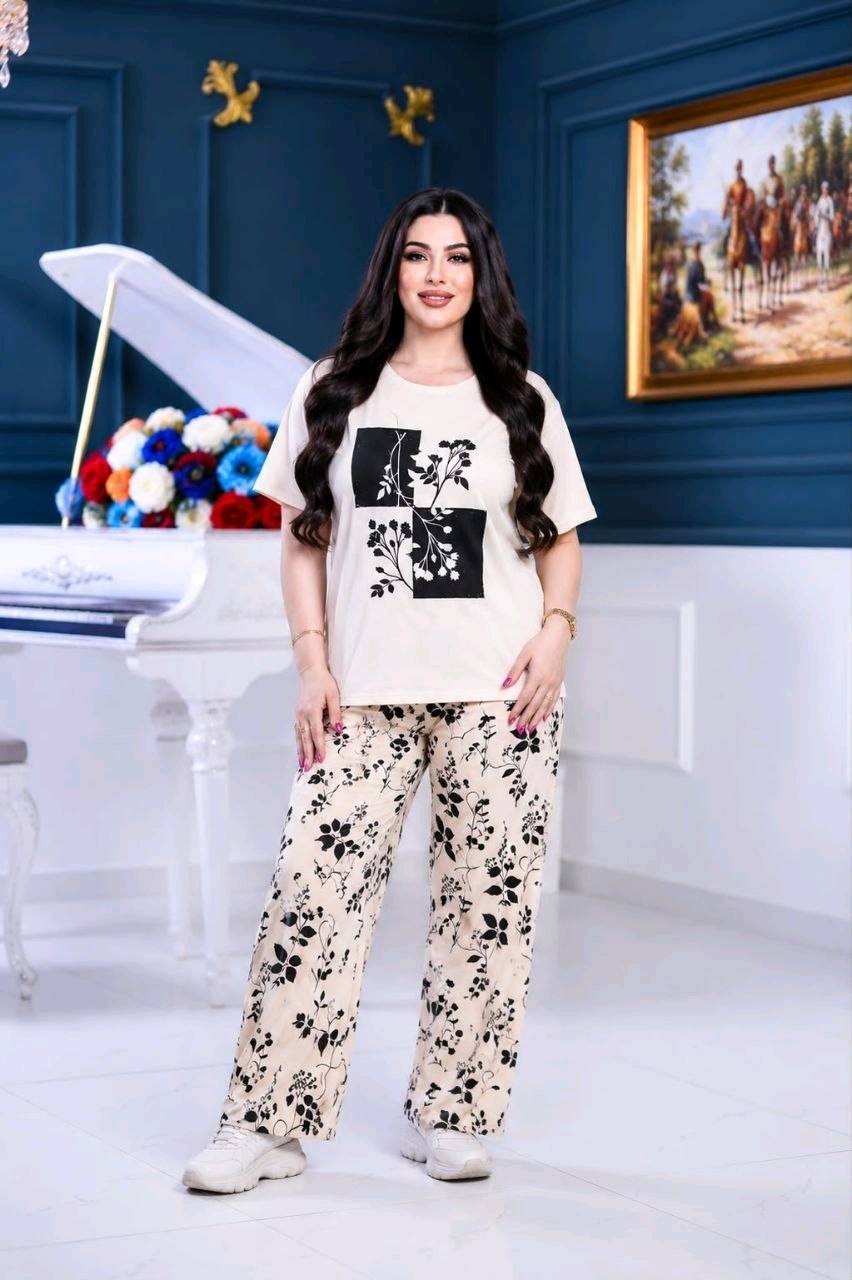 🌹 بسم الله توكلنا على الله 🌹🌹
🌈 😍
الموديل 👈 بيجامه بيتي انيقه وعصريه

 فري سايز تلبيس مرتاح
      
الخامة 👈 قطن ليكرا تحفه 👌
 
المقاس 👈 من 75 ك ل 100ك 😎😎             
                   
السعر ١٢ الف 

محافظات 5 الاف ميسان 4 الاف
