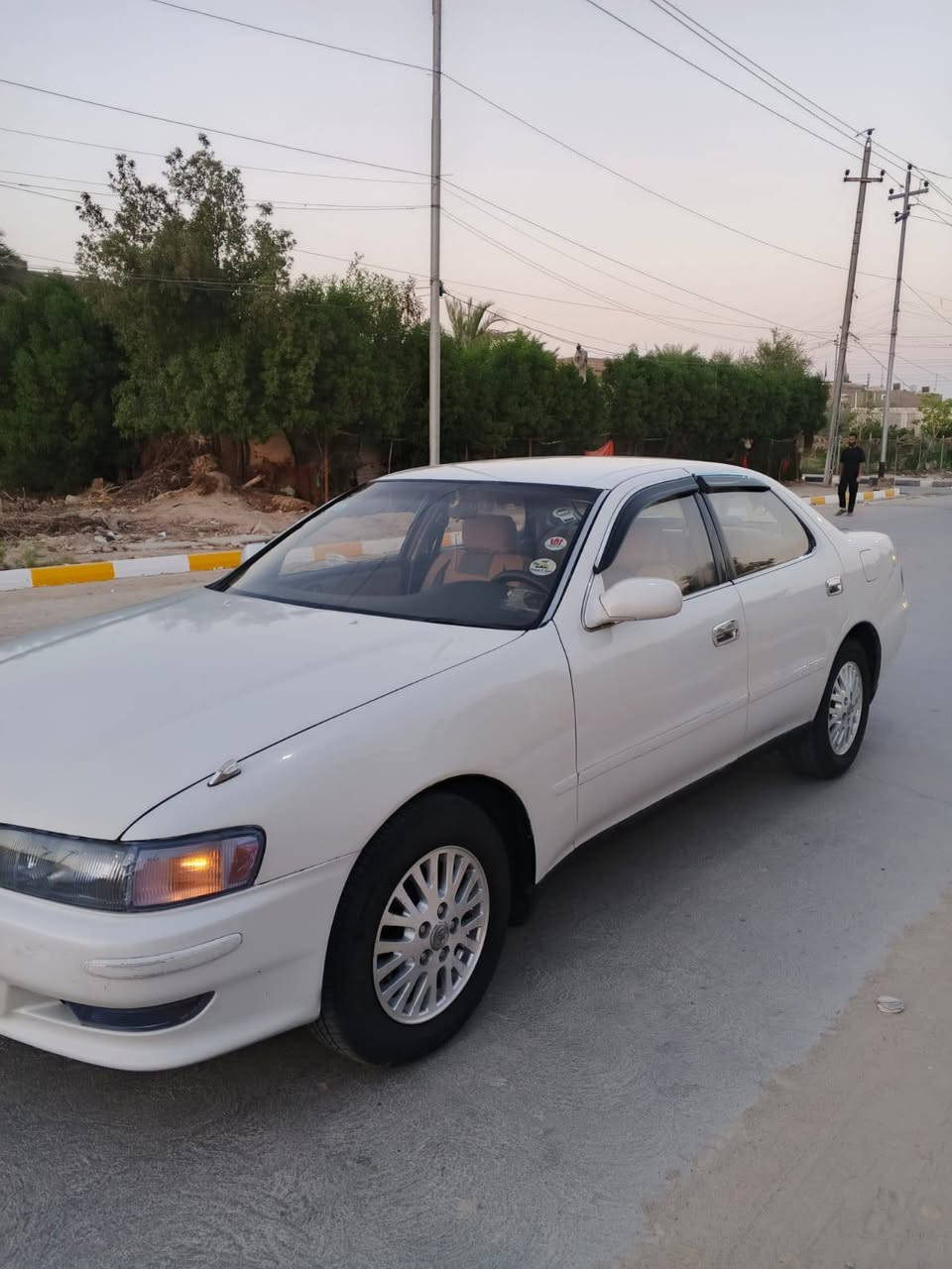 سلام عليكم للبيع كرسته 1993 
محرك 2500 مكفوله من الضربه والكص ونقل جثه والعيب الشرعي سياره نضيفه 
السعر 64 الشراي يتصل.***********
