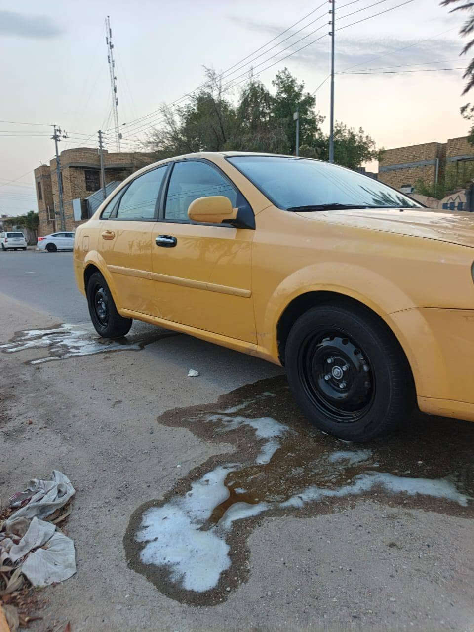 سلام عليكم
اوبترا 2011 سياره جاهزه مكينه وكير وحداديه وتخم تاير ومنضومه تبريد جديده ثلج سياره كفاله من الضربه والتبديل مصفره هيئه وغرمات تحويل ثاني يوم 

مكاني ناصريه مركز 

السعر 53 وبيه مجال 

*********** الشراي يتصل
