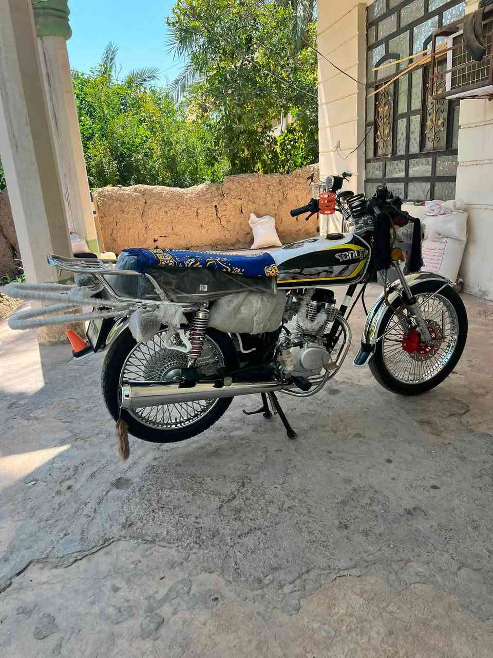 تحية طيبه
دراجه تايكر موديل 24 كفاله عامه مثل مشوف بلصور اوراق كامله مابيها اي نقص سعر 650 وبيها مجال مكاني منطقة الاسود رقمي *********** الموشراي ليتعبني ومامتواجد خاص
