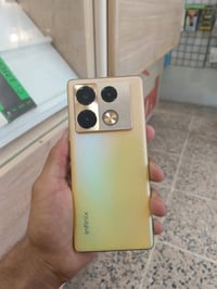 انفنكس نوت 40 برو • بي مجال