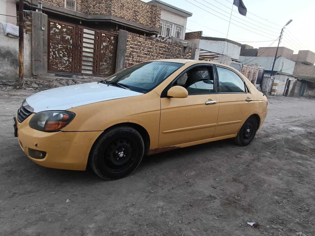 للبيع المكان بابل قرب كراج الموحد السياره خير من الله الموديل 2008 السعر 75 وبيها مجال الاتصال على الرقم (***********)
