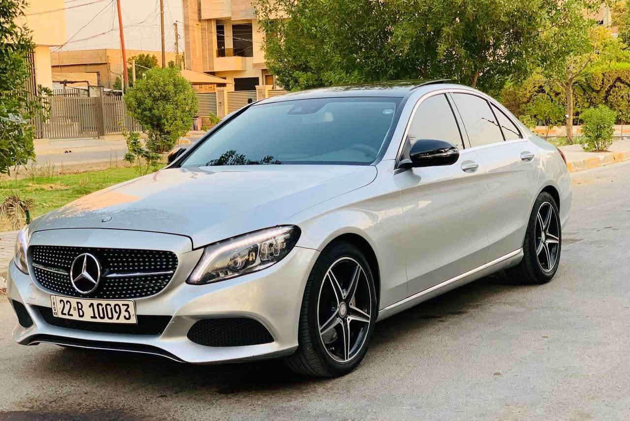 السلام عليكم
مارسدس C300 
للبيع او مراوس 
رقم اربيل هزه سنوية وتظليل قبل شهر بسمي 
مواصفات فول 
١- بنوراما 
٢- دبل موس 
٣- سستم صوت 
٤- ويل اي ام جي اصلي 
٥- رادارات امامية وجانبية 
٦- لد داخلي 
٧- شفتات ستيرن وتوقف ذاتي 
باقي مواصفات الفول 
سياره جديده جدا بية صبغ جاملغ خلفي فقط بدون اي دواخل او ايرباك بدون بارد او شخوط  ضرر جدا بسيط  تراي زيرو ماشية ٦٨ الف صفر مسج 
مكانه :- بغداد 
السعر :- 167 مجال بسيط 
***********
سونار مع صور الحادث راسلني واتس اب
