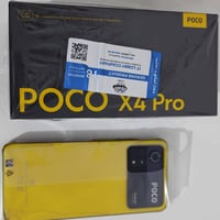 poco x4pro..5g البيع رام 8 ذاكره 256  الضهر مكسور بسيط  و طخه بل شاصي ...