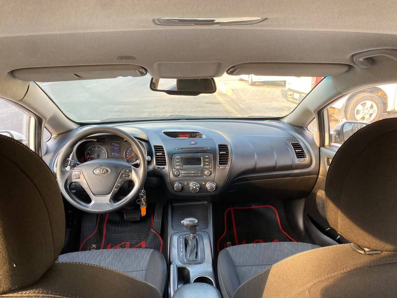 🚘 للبيع كيا سيراتو 2013 خليجي – 1.6

📍 الموقع: بغداد / الشعب
💰 السعر: 95 ورقة وقابل للتفاوض البسيط

🔹 موديل 2013 – خليجي
🔹 محرك 1.6 DOHC 16V
🔹 قير أوتوماتيك
🔹 اللون أبيض
🔹 داخلية نظيفة ومحافظة
🔹 تكييف شغال
🔹 السيارة استخدام شخصي

🔧 تقرير سونار موجود ومرفق بالصور:
✅ المحرك: سليم
✅ الشاصي الأيسر: سليم
✅ اللغد الأمين والأيسر: سليم
✅ الحوض الخلفي: سليم
⚠️ الشاصي الأيمن: ضرر في الكتف حسب تقرير الفحص
⚠️ الإطارات: حالتها متوسطة

📸 السيارة مفحوصة والسونار موجود، والفحص متاح للمشتري.

💰 95 ورقة – مجال بسيط للجاد فقط

📞 للاتصال والواتساب:
***********

📍 بغداد – الشعب

للجادين فقط، والمعاينة والفحص خير دليل.

