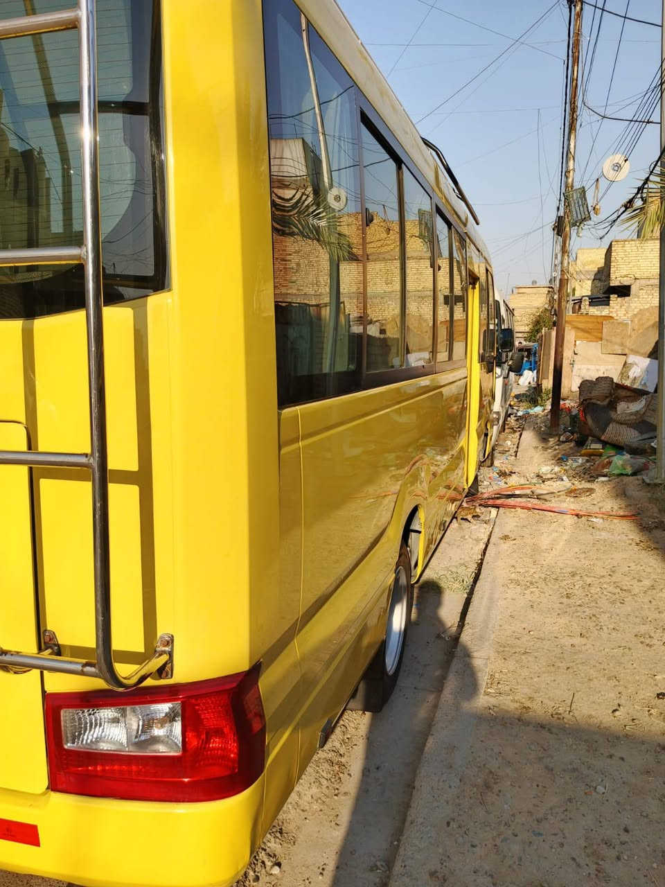 كوستر 2017 فيرنة للبيع مكينة وكير واكسل كفالة تبريد محور تخم تاير منضومة غاز جاهرة كلش السعر 385 وبيها مجال للاستفسار ***********
