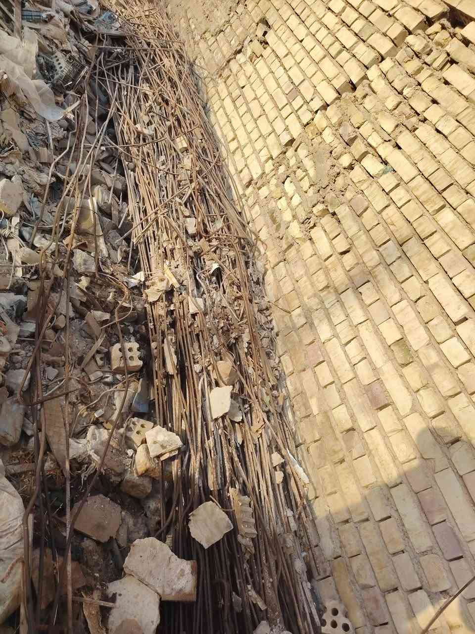 السلام عليكم شيش تسليح للبيع ثلاثه طن او اكثر سبع البور شيش عدل 
***********
