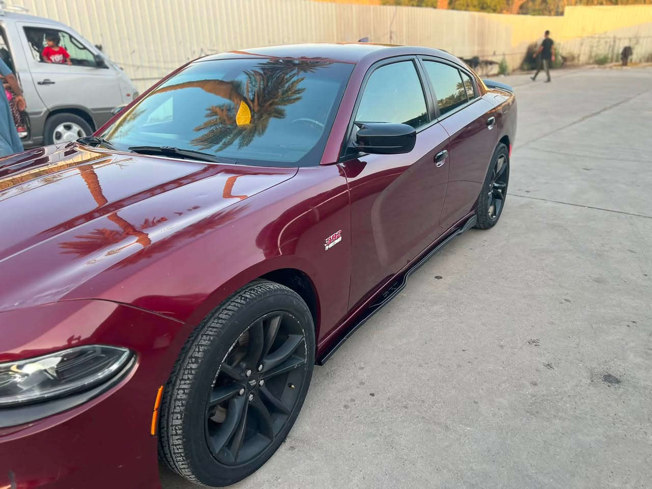 السلام عليكم للبيع دوج جارجر 2020
‏SXT
مكينه 3600
فول عده الفتحه 
كير ومكينه مكفولات 
مداور ثاني يوم رقم بغداد 
حادثها بسيط ما عابر 
سياره ما نقصها برغي مجهزها للخير مكانها بابل السياره فور ويل جديده بمعنى الكلمه 
سعرها 175 بيها مجال بسيط 
***********
