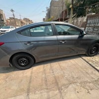 الينترا خليجية • محرك 2000 • رقم إنكليزي