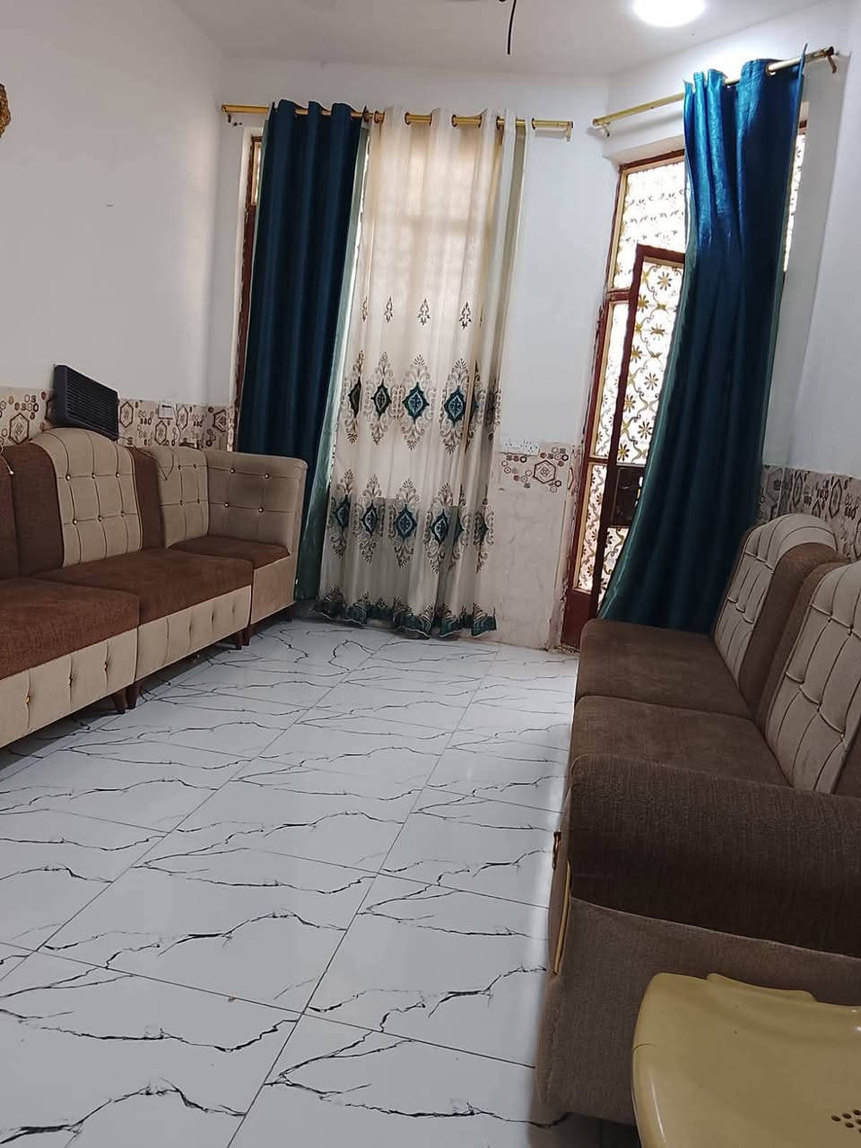السلام عليكم عندي بيت بناء جديد بناء ٢٠٢٣ اريد ارهنه لمدت سنتين بدون اجار حسب الاتفاق شوكت مايخلص العقد ترجع فلوسك كامله في منطقه ٣/١٠ بصف التراث البياع طابو ملك صرف على طابو البياع طابقين ***********

نص مكتوب في الصور:
- ١٠:١٦
- ١٨٪
- المهملات
- تعديل
- تلقائي
- مشاركة
- ١٠:١٧ ٨٢٪ المهملات تعديل تلقائي مشاركة