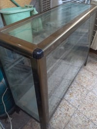 عارضة المنيوم • ٩٠×١١٠×٤٠سم • حي الديوان